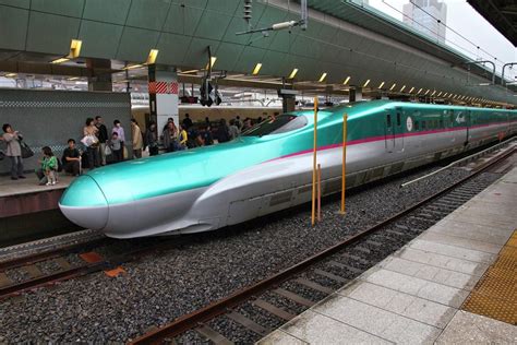 秋田から東京 新幹線 ～時空を超える鉄道の旅～