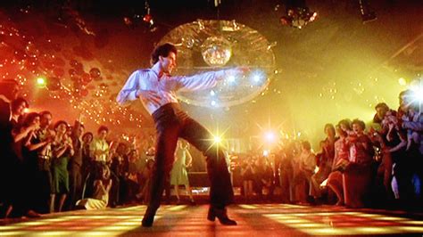 Saturday Night Fever -  Disco Fever and Coming-of-Age Struggles in 1970s Brooklyn!