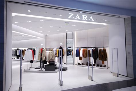 zara カスタマーセンター - ファッションと宇宙の関係について